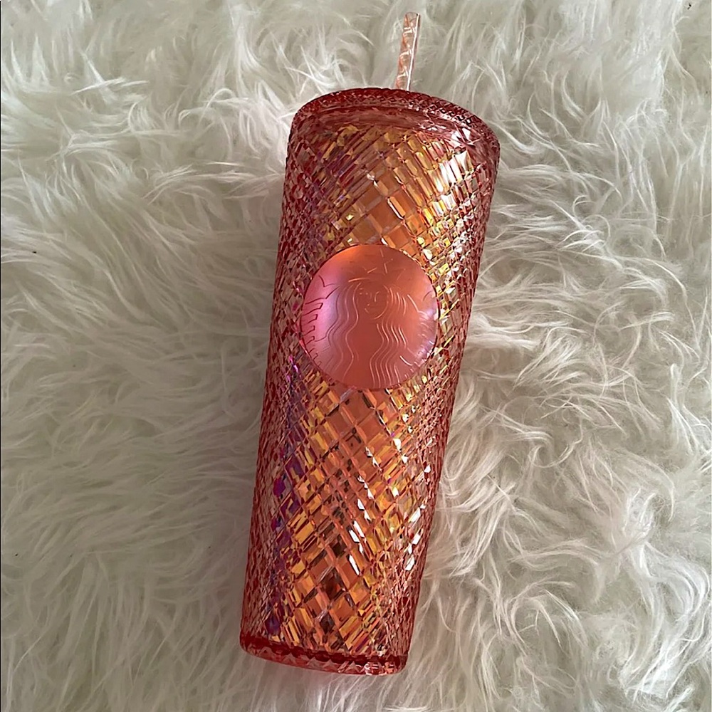 Starbucks rose gold jeweled holiday 2021 cup